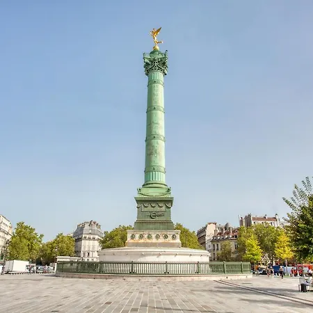 Apartment Amazing New Bastille 3 Bedrooms 2 Bathrooms *