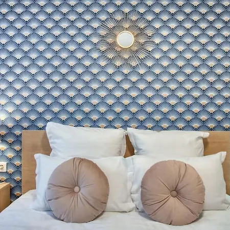 Amazing New Bastille 3 Bedrooms 2 Bathrooms Paris