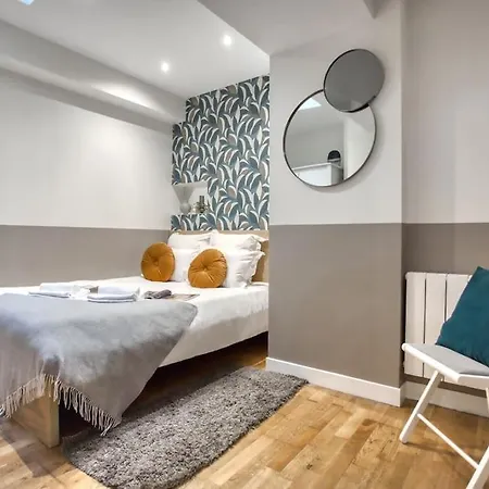 Amazing New Bastille 3 Bedrooms 2 Bathrooms Paris