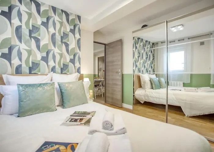 Amazing New Bastille 3 Bedrooms 2 Bathrooms * Paris